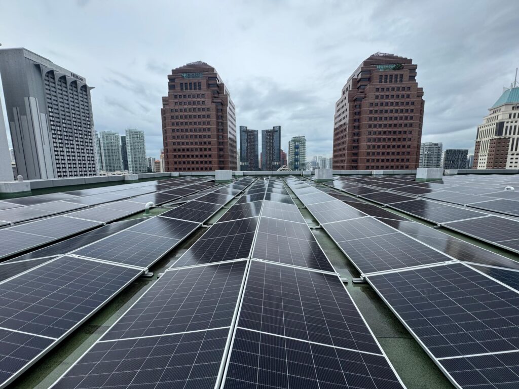 Rooftop Solar PV System at Paragon Shopping Mall